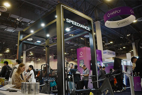 Speediance-stand tijdens CES 2026